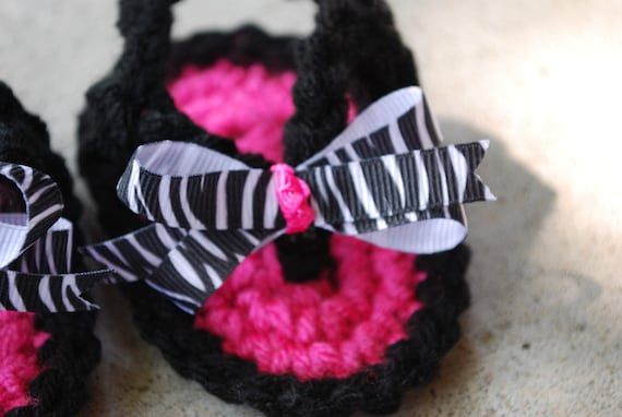 NEW-------Hot Pink and Black Zebra Crochet Baby Sandals
