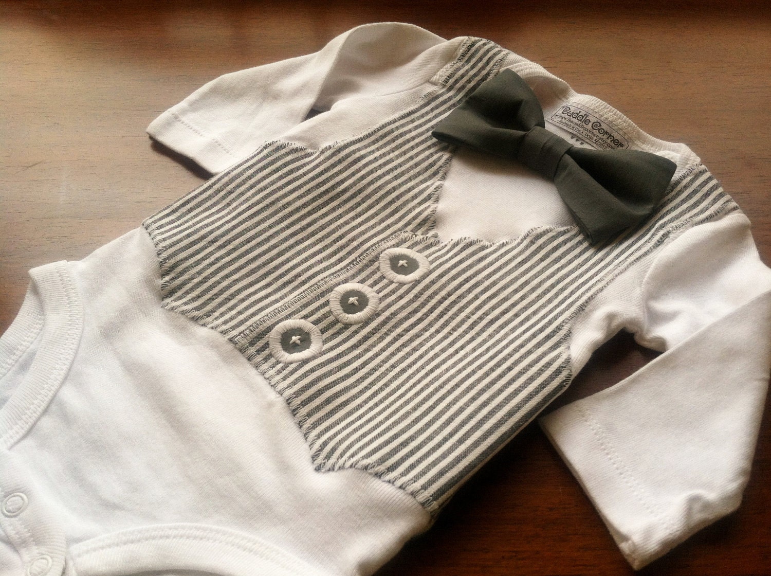 Bow Tie and Vest Onesie - Wedding Ring Bearer Outfit - Boutique Baby Boy Clothes - Seersucker and Gray Bow Tie - long or short sleeve