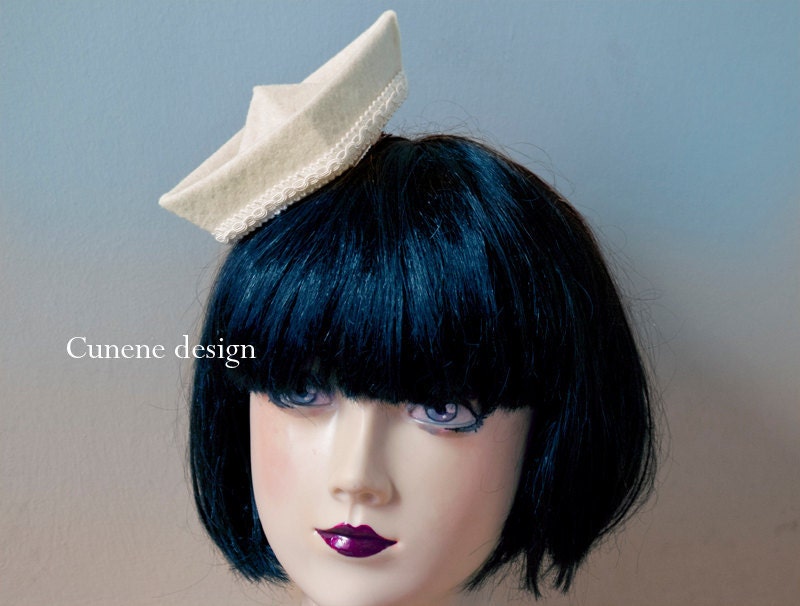 Cunene Paper Boat Clip