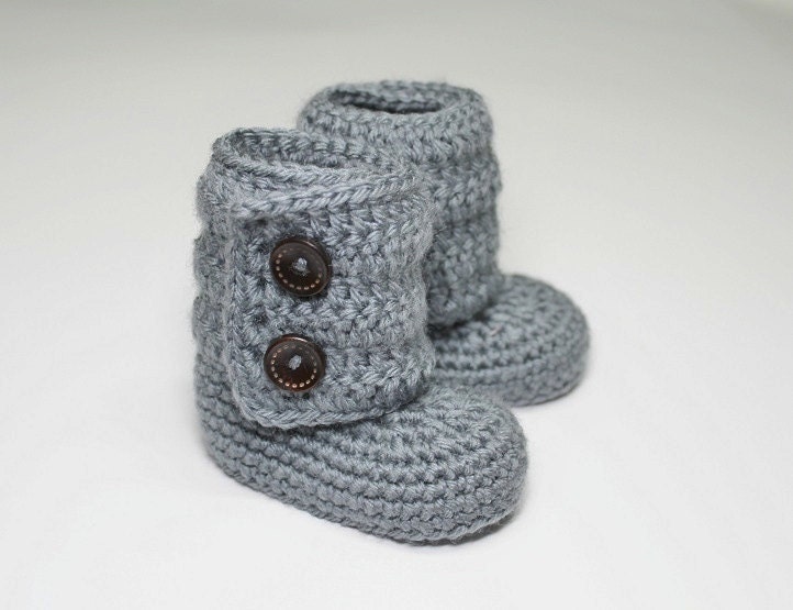 Crocheted Baby Ankle Booties, Ugg Boots  in Gray (size 0-3, 3-6, 6-9, 9-12 months)