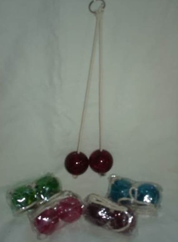 toy clackers