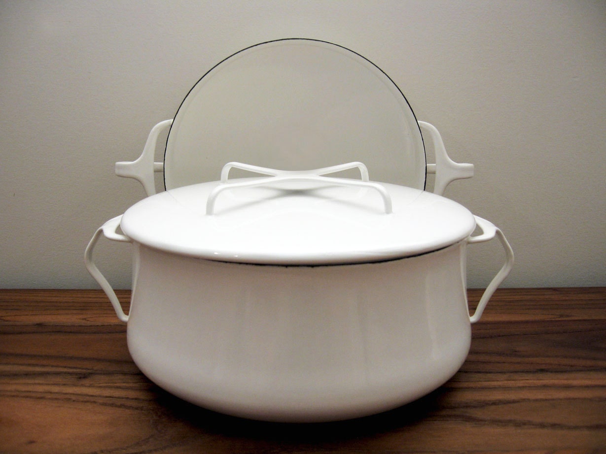 DANSK Kobenstyle Large White Enamel Pot and Paella Pan