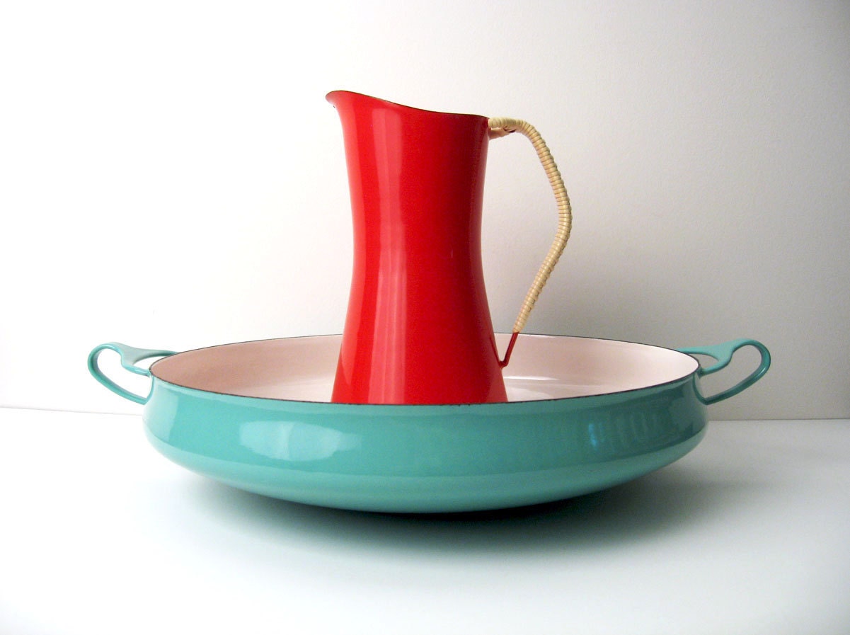 DANSK Large Enamel Pan Buffet Server in Turquoise - 4 ducks, made in Denmark