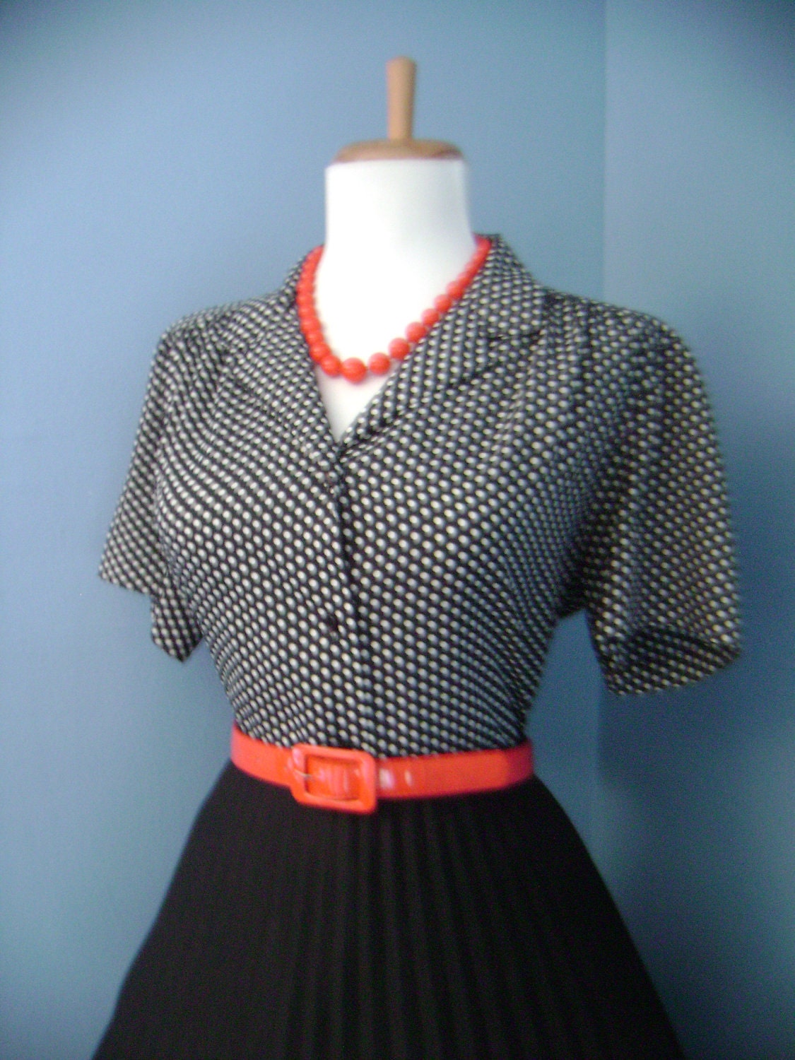 Flirty Vintage 1950s 1960s Atomic Black & White Polka Dot Short Sleeve Button Down Blouse
