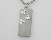 2GB USB Memory Ball Chain Necklace with Berries