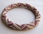 Bead Crochet Pattern:  Eccentric Zig Zag