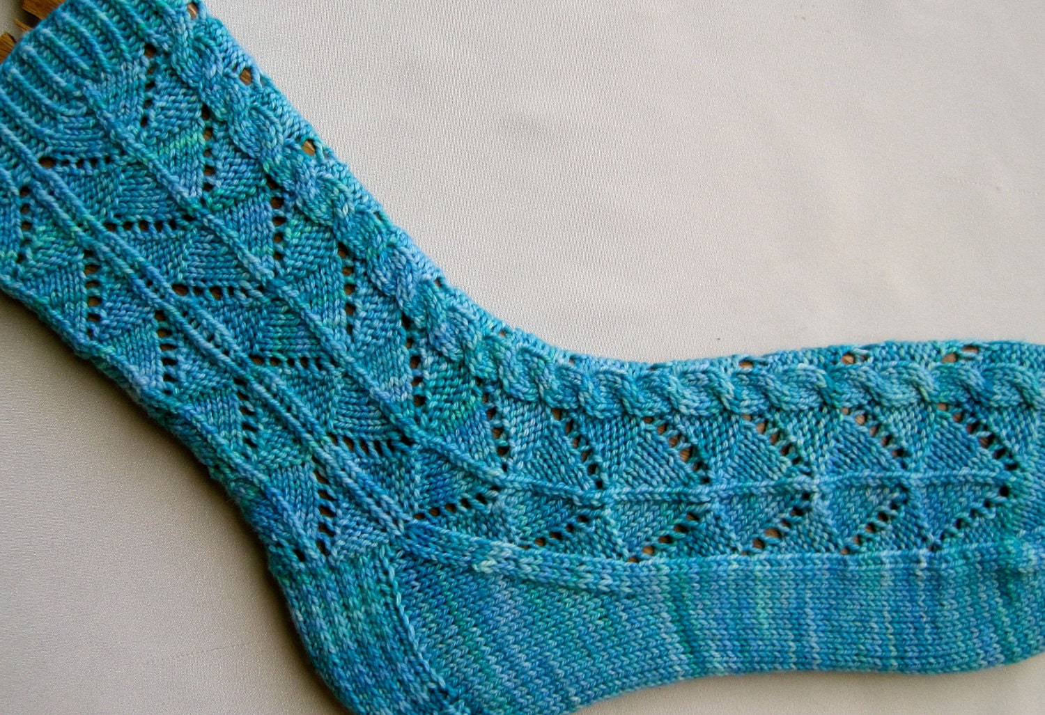 Knit Sock Pattern: Lace Arches and Cabled Socks