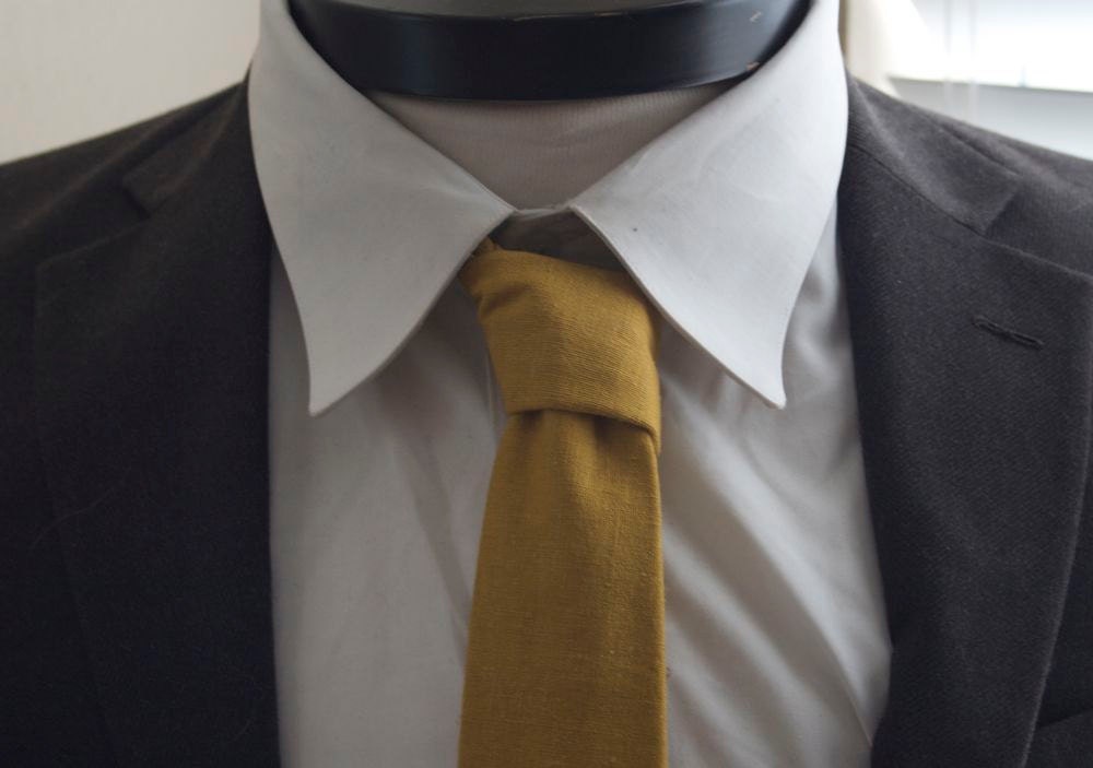 The Churchill- Our Linen necktie in saffron yellow