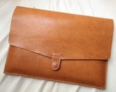 Personalized 13 Macbook Pro / Macbook Air Case - Leather - Hand Stitched