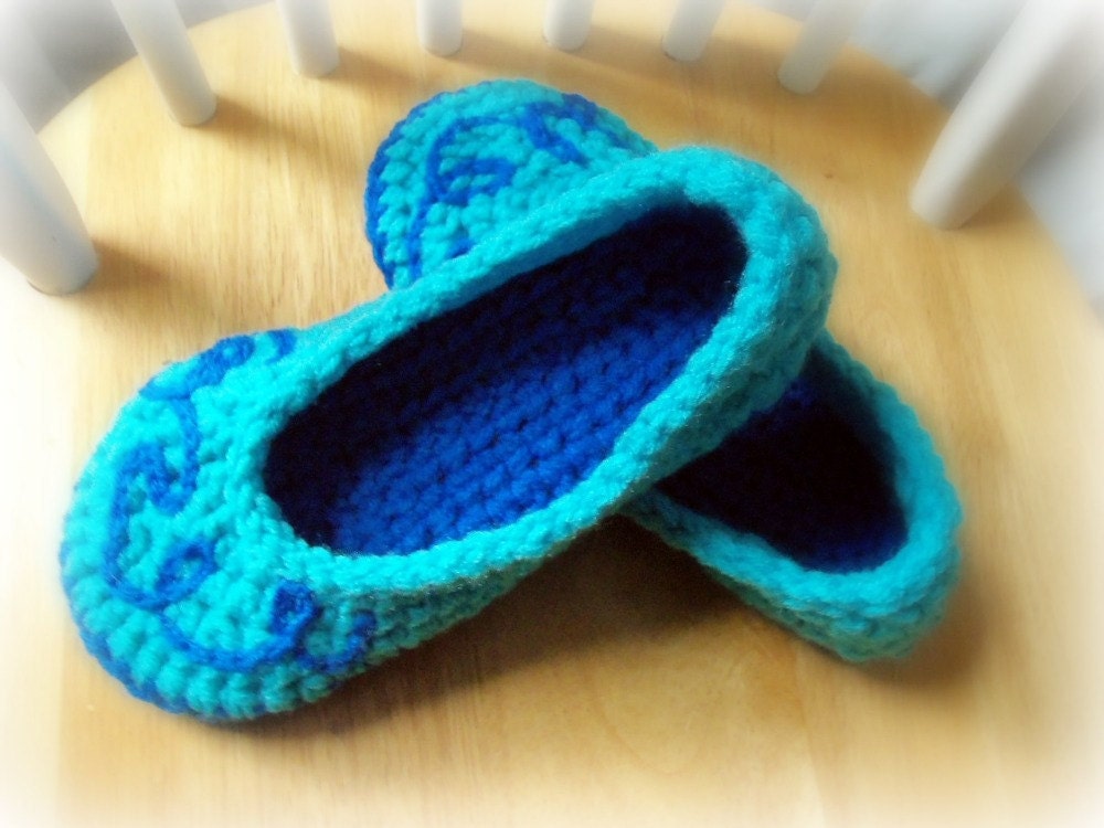 Women's Comfy Slippers - MADE TO ORDER - Completely Customizable - Warm and Cozy - Choose Your Colors - Available in Women's Size 3 to 12