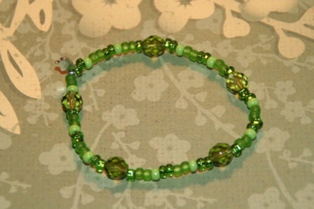 Crystal Olives Single Loop Bracelet