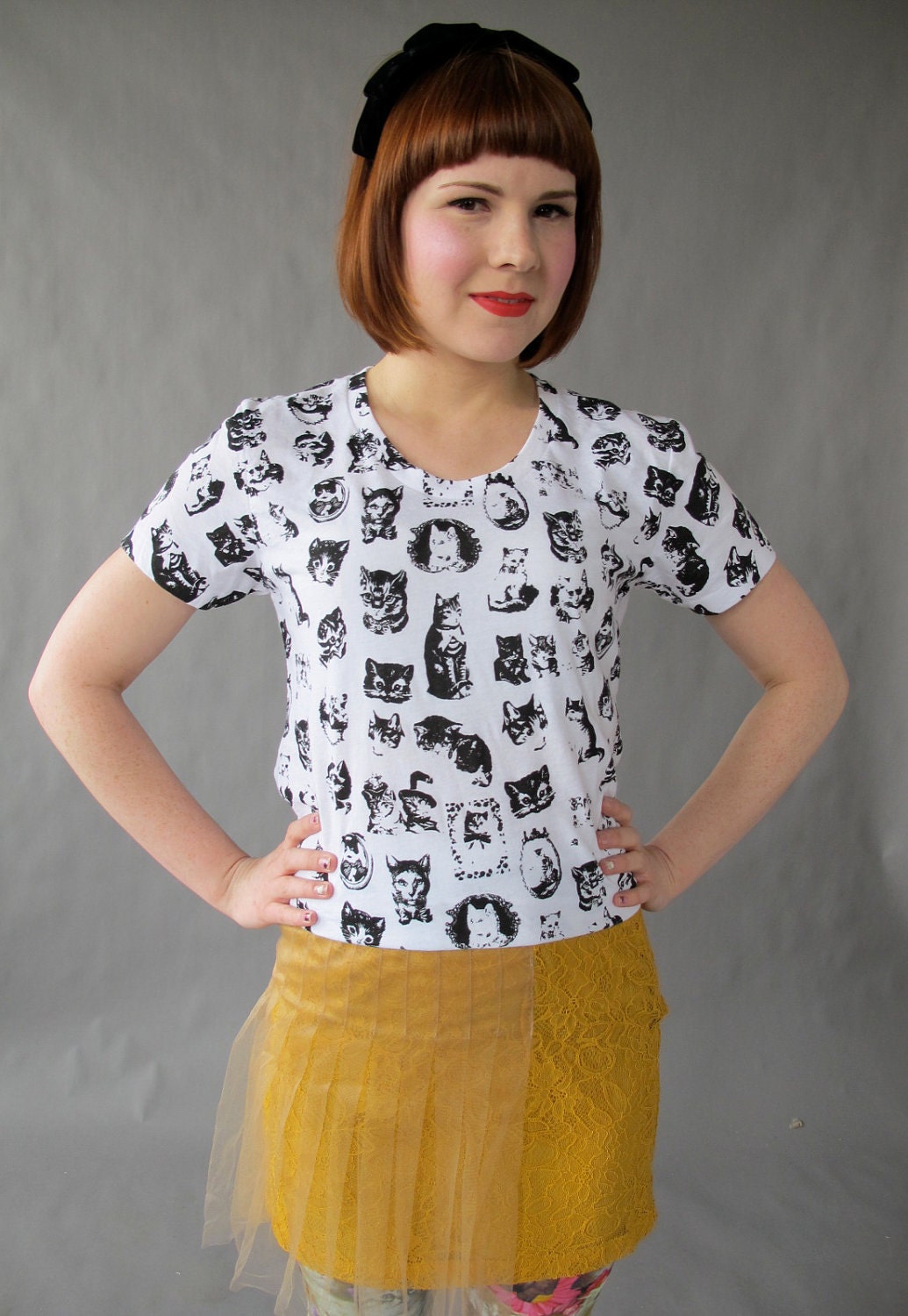 Cute Cat T Shirt. Large