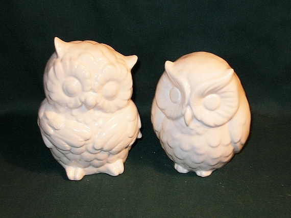 Hootie - Ceramic Owl Figurines Wedding Cake Topper - Classic White