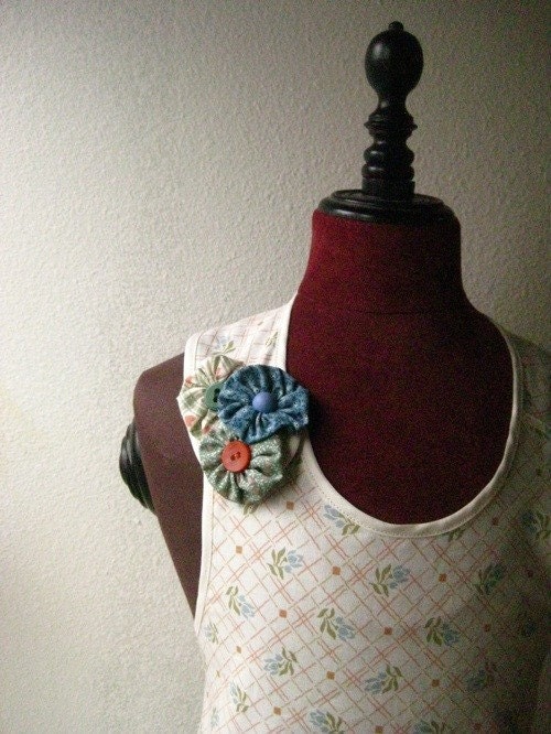 Child's vintage inspired apron with sweet little flowers