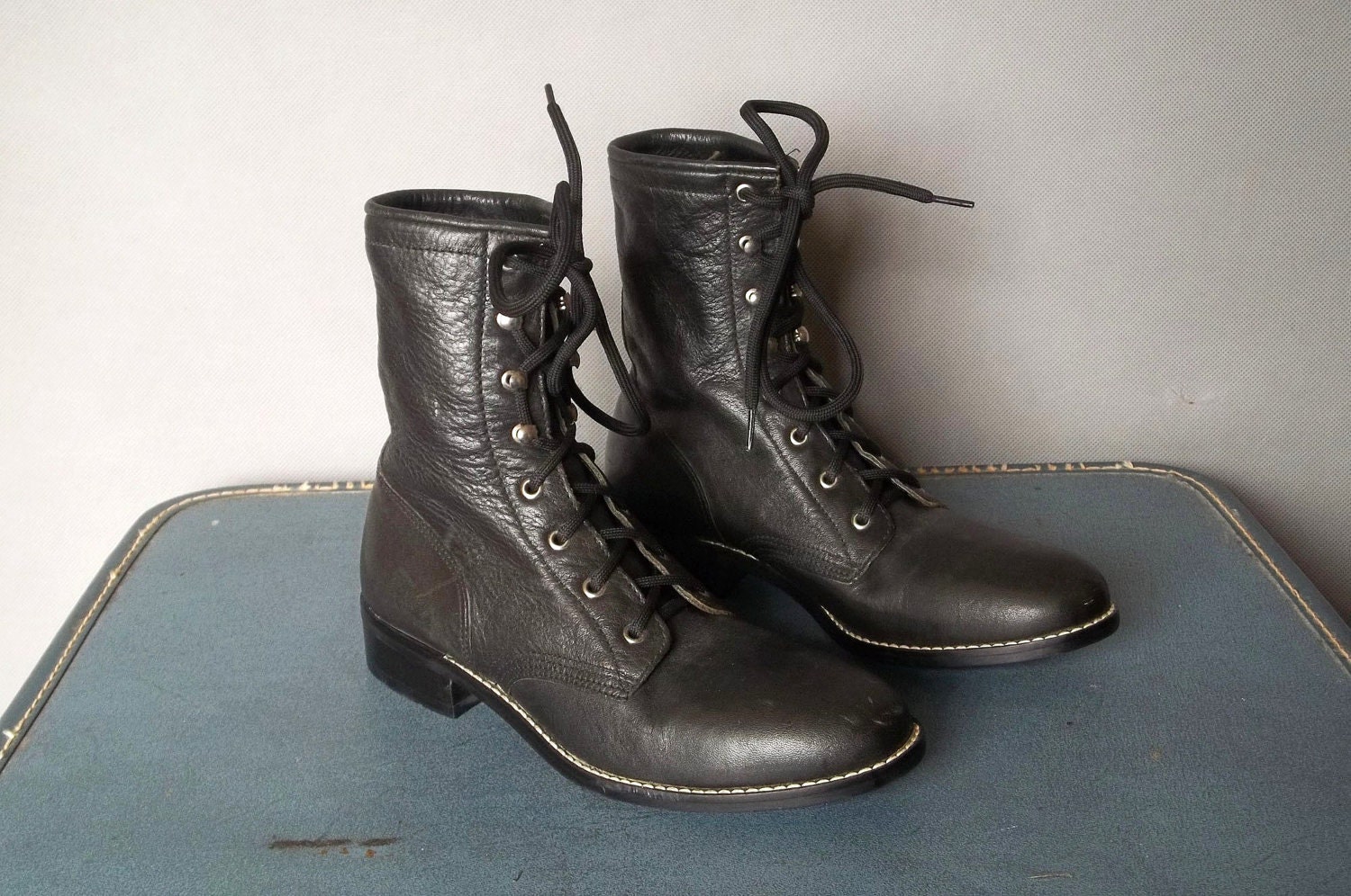 Vintage ACME Black Combat Boots. Women size: 6.5 (36 Euro)