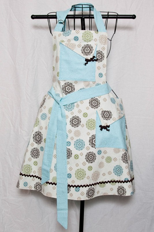 blue Celtic fleur de lis full apron