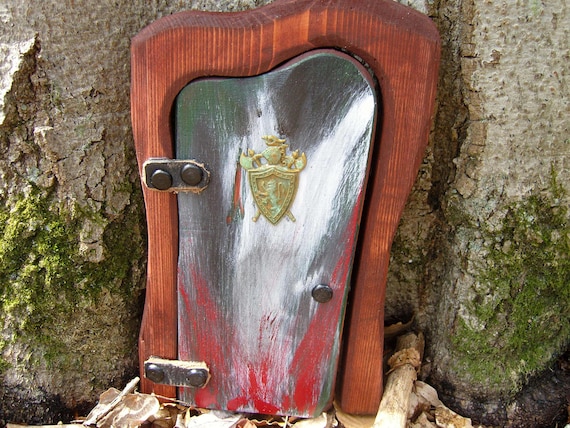 Garden Door, Harp-Shaped with Old-world style Crested Shield Head, for your Fairies, Gnomes ,Elves. Leprechauns and Cupids