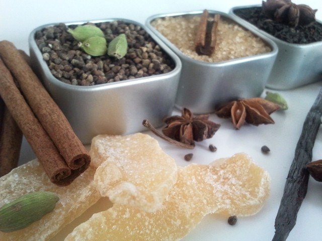 Magnetized Large Spiced Chai Tea Kit