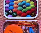 Beekeeper's Quilt & Hexipuffs: The Knitter's Tool Tin for your Knitting Project Bag