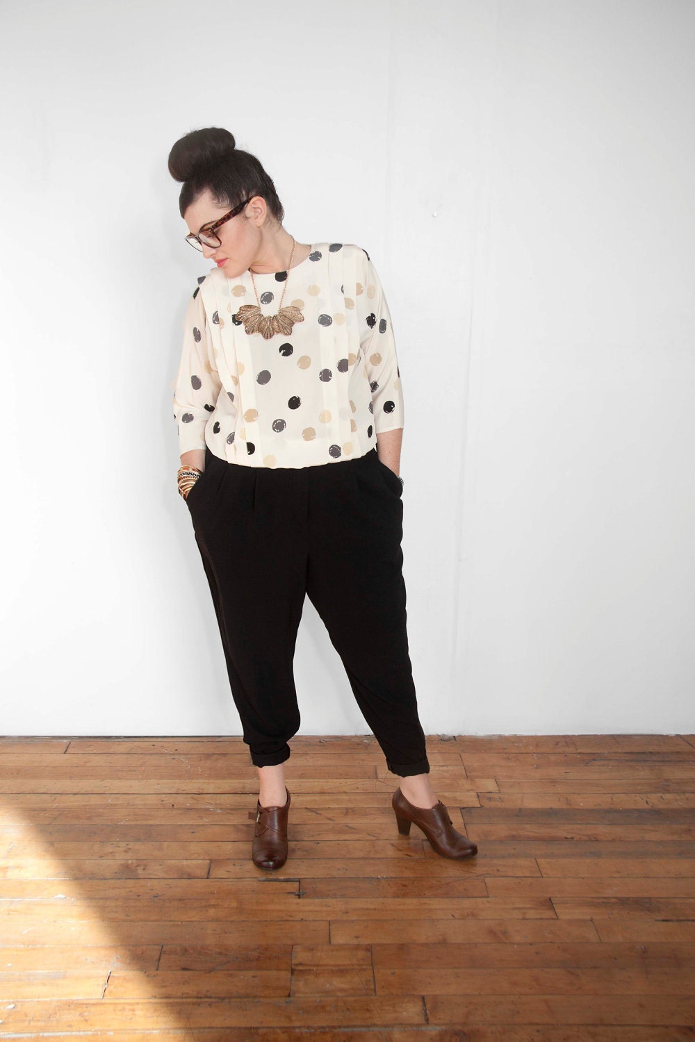Vintage 80's Polka Dot Pleated Blouse // Spring // X-Large