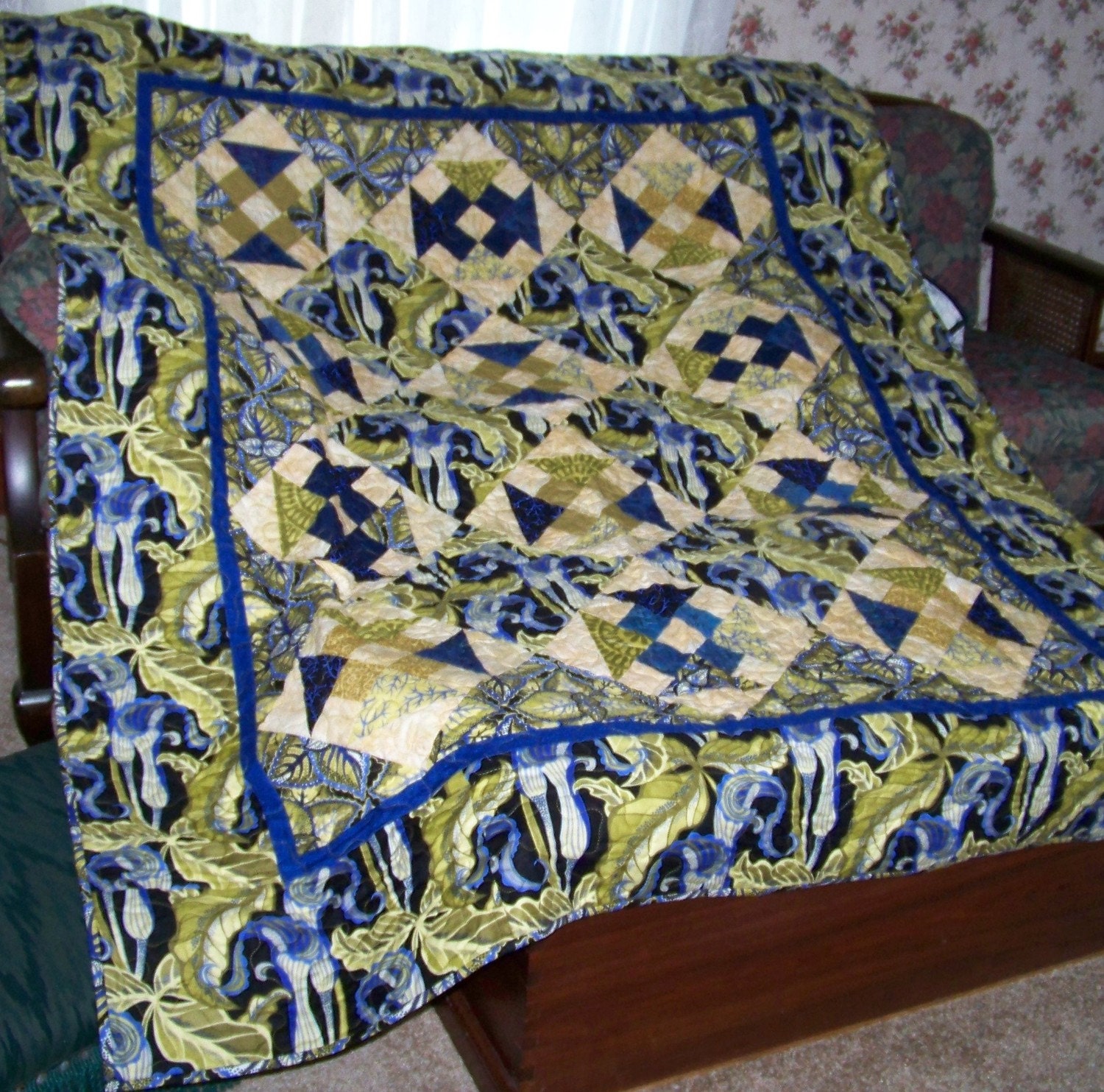Twin or Single Bed Quilt - Jack in the Pulpit.