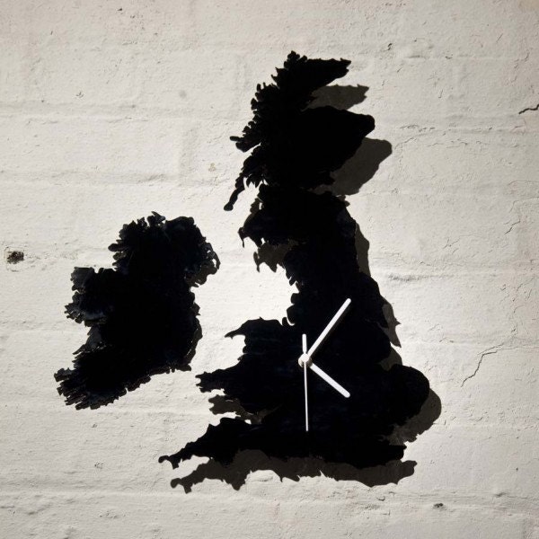 UK Clock (Black)