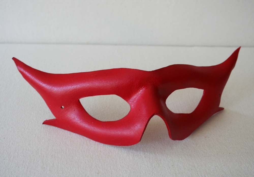 Flame Style Domino Mask - Handmade leather mask - in Red