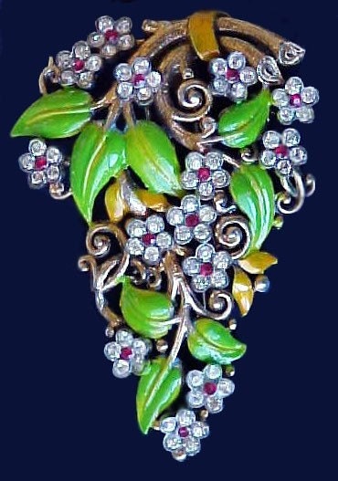 Vintage Trifari Alfred Philippe 1939 Enamel Rhinestone Fur Clip