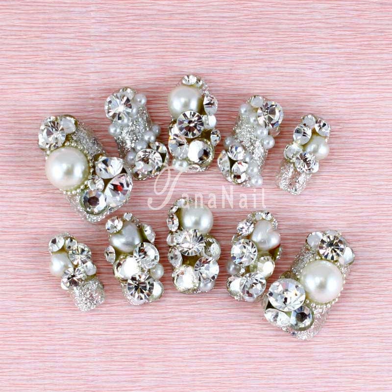 Japanese 3D Nail Art, Press On Nails, False Nails - Beautiful Silver Diamond Rhinestones Nail Tips (T087K)