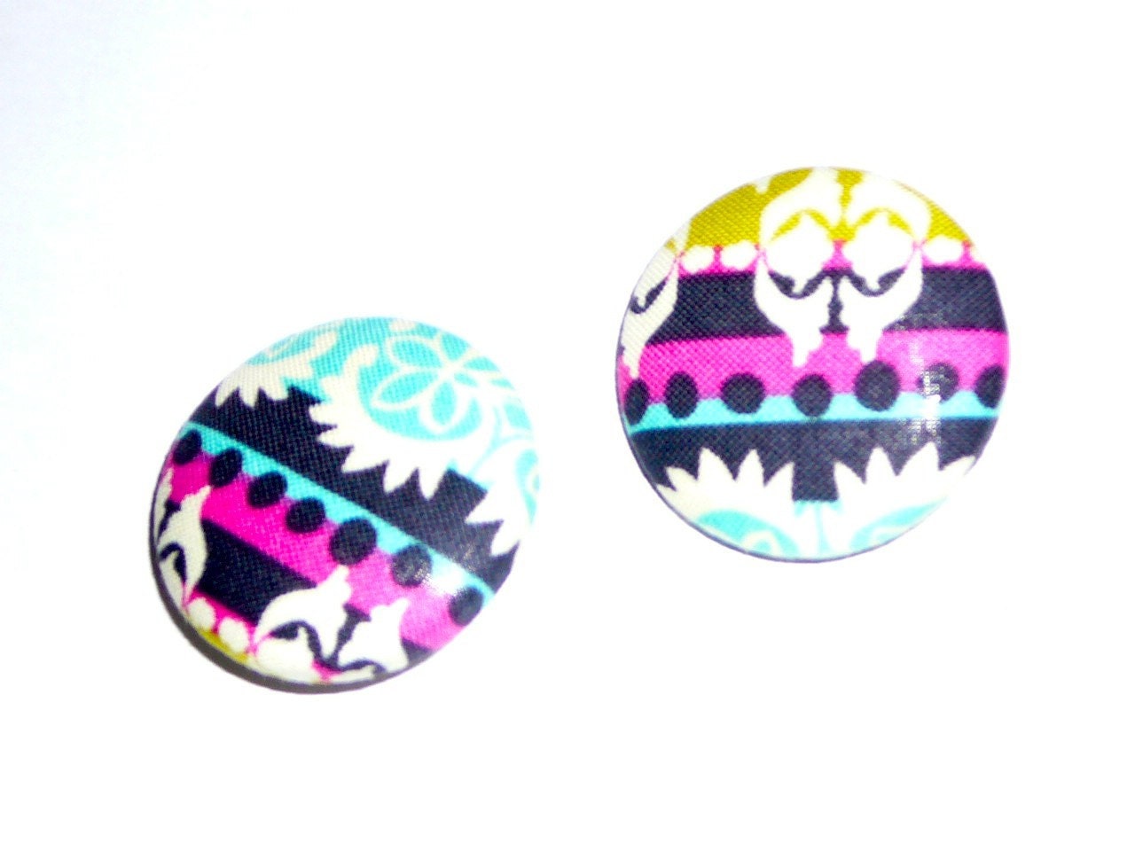 Nina - Button Earrings