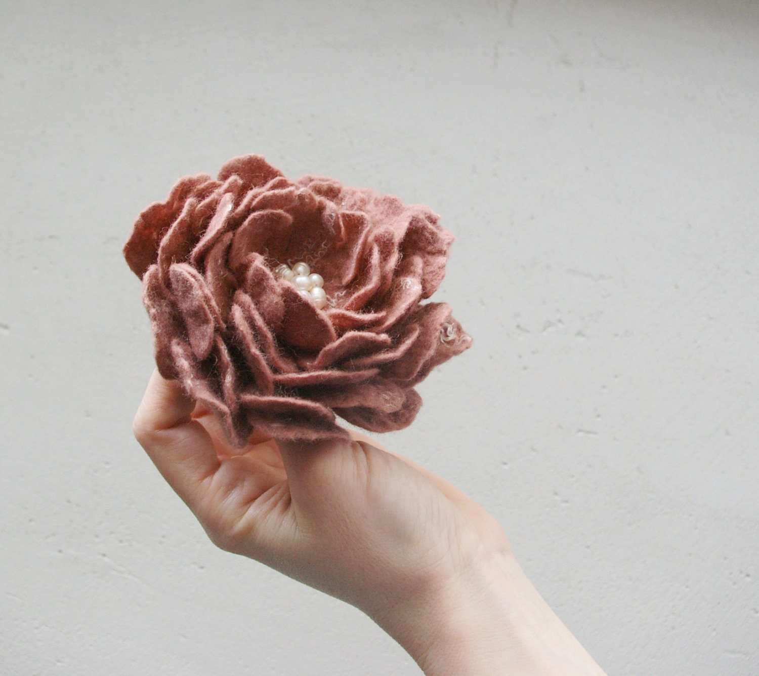 felted flower pin brooch MILK CHOCOLATE / made to order ( in 1 week)