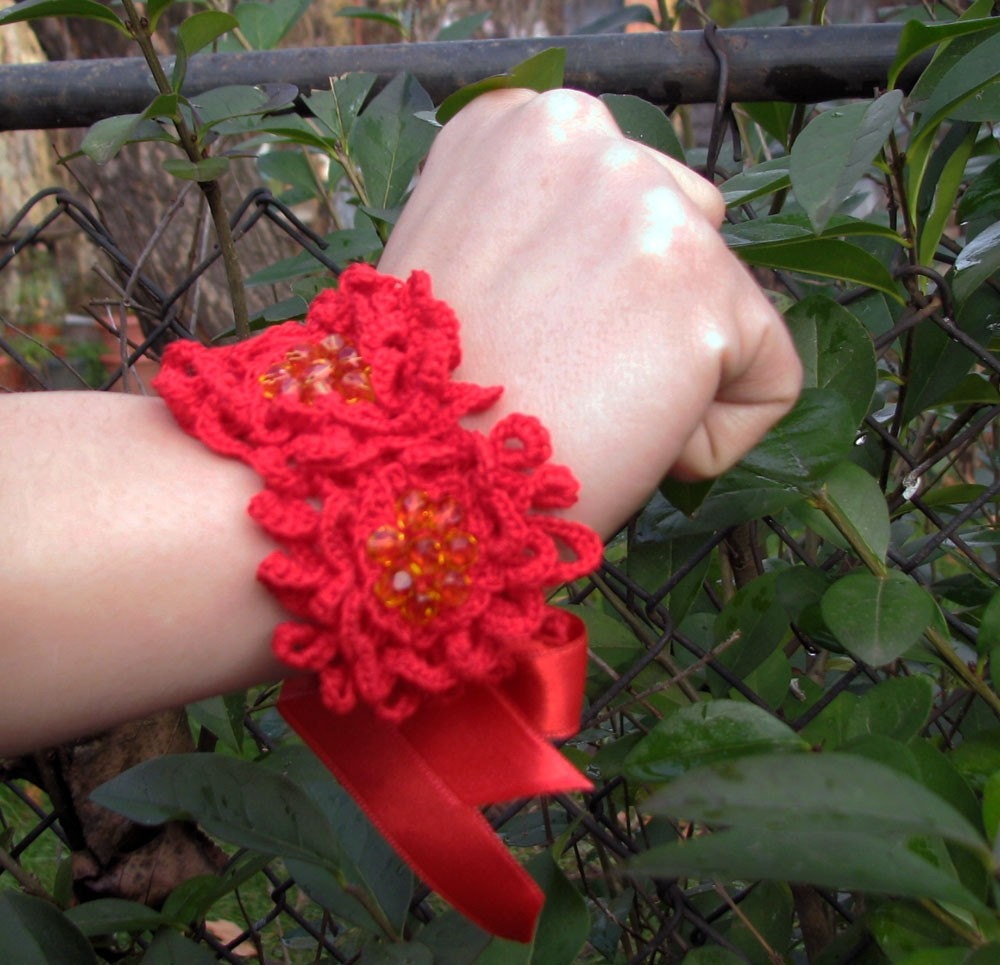 Jewelry / Bracelets cuff Handmade  RED WRIST CORSAGE