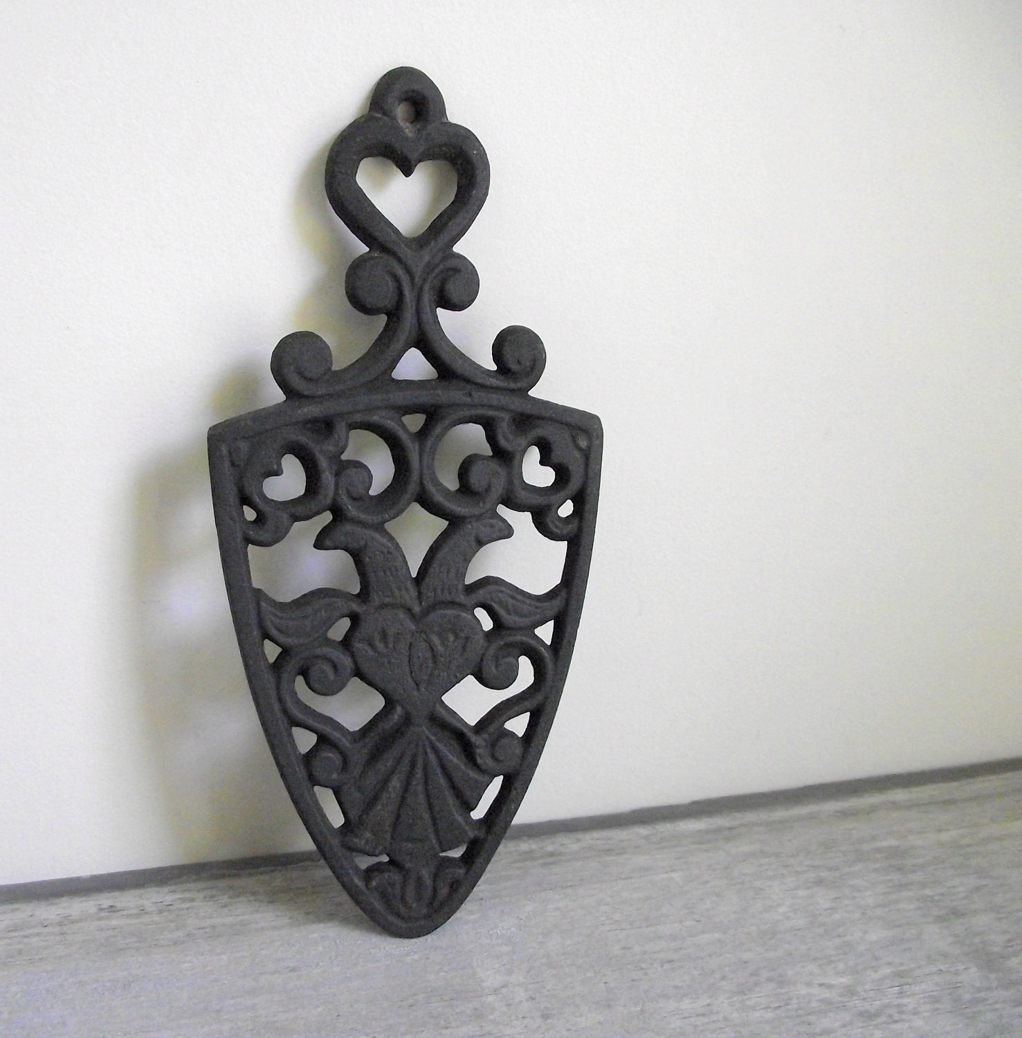 Antique Cast Iron Trivet Pennsylvania Dutch Birds and Hearts Farmhouse Decor 1950s