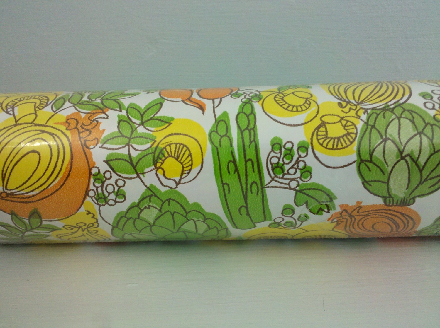 Unused Vintage Kitchen Vegetables Contact Paper: Asparagus, Artichoke, Mushroom, Radish, Turnip, Onion
