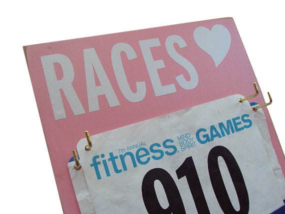 RACES bibs display for women