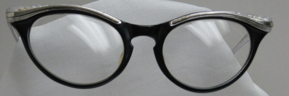 Cat Eye Glasses with Original Case