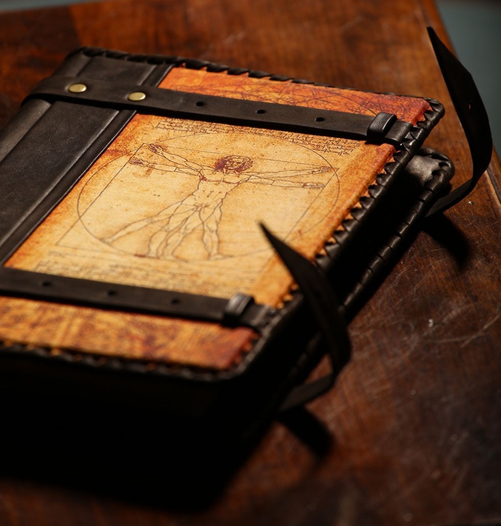 9 x 6.5 Leonardo Da Vinci - Vintage Natural Handmade Leather Journal / Diary / Notebook - Refillable