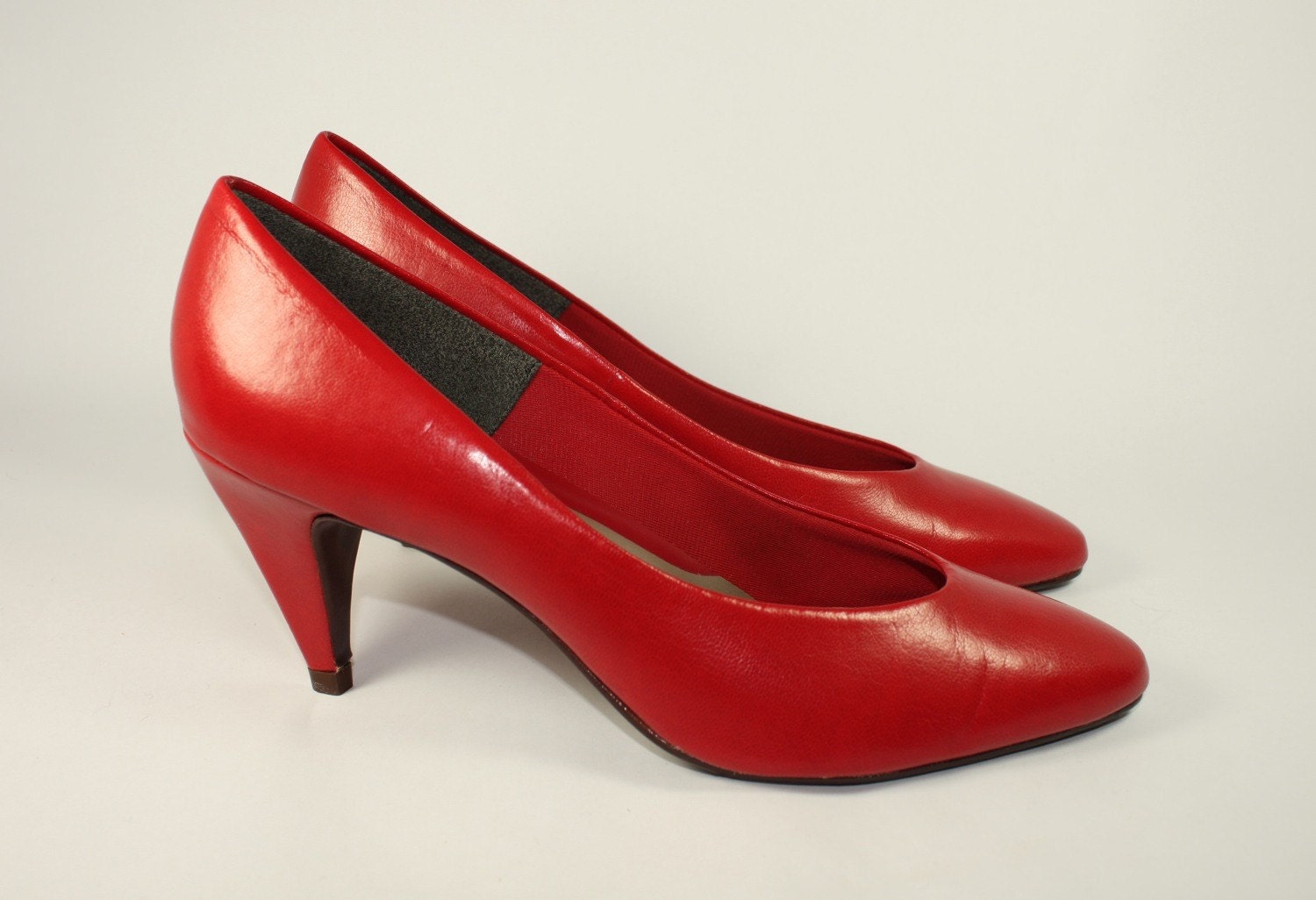 red vintage pumps