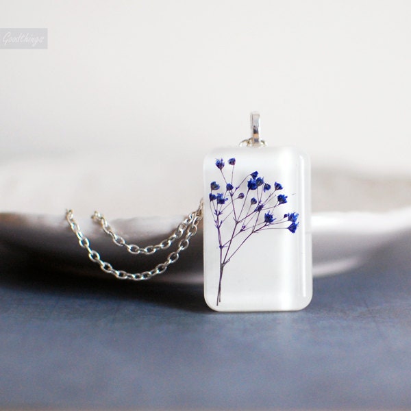 Pressed flower botanical resin jewelry - Real Baby Breath Flowers-Nature lover gardener gift