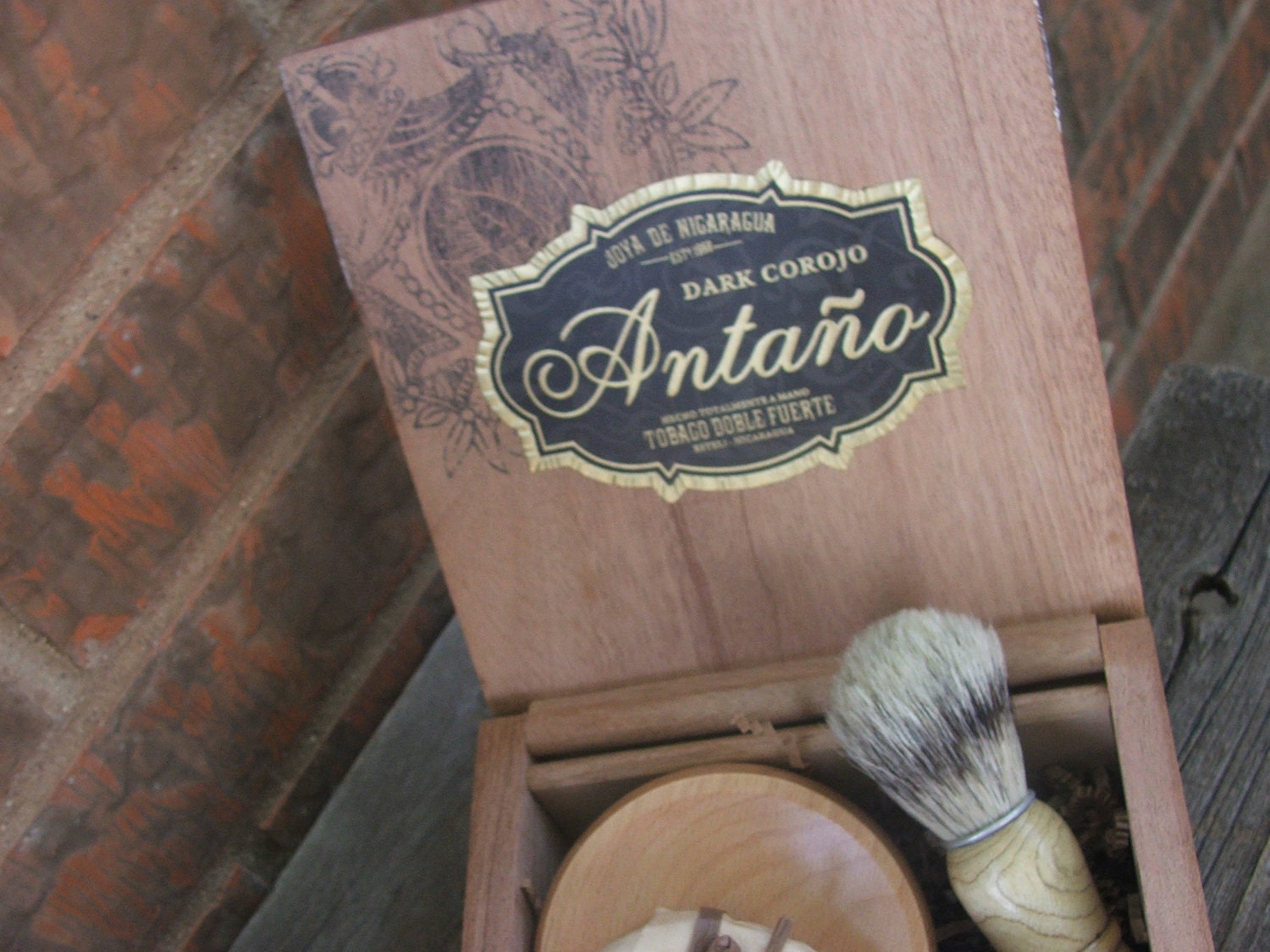 Wooden Mens Shave Set with Cigar Box