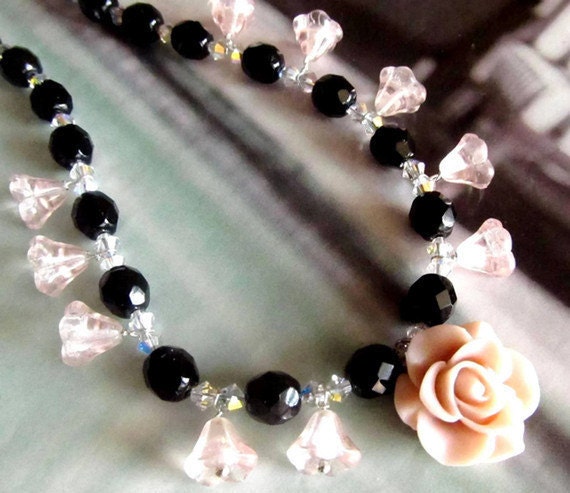 Black and pink Necklace, Feminine pretty, pink glass cones, czech glass beads, Resin Flower.