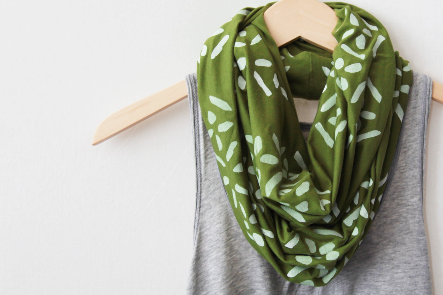 INFINITY SCARF - Screen Printed - White Cross-Diamonds on Olive Green