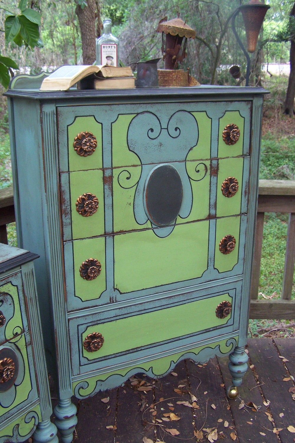 Through the Looking Glass Vanity and Dresser Set
