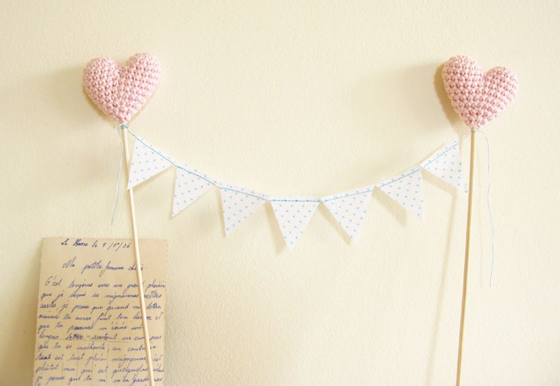 Wedding Cake Topper, Polka Dots Bunting with Pale pink Hearts by Cherrytime