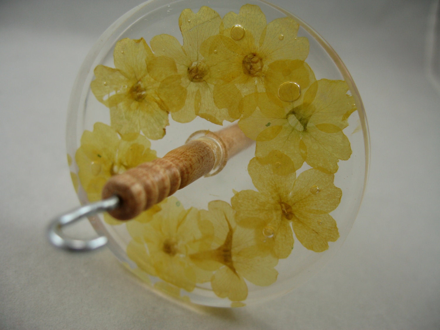 Resin Drop Spindle Yellow Path Spring
