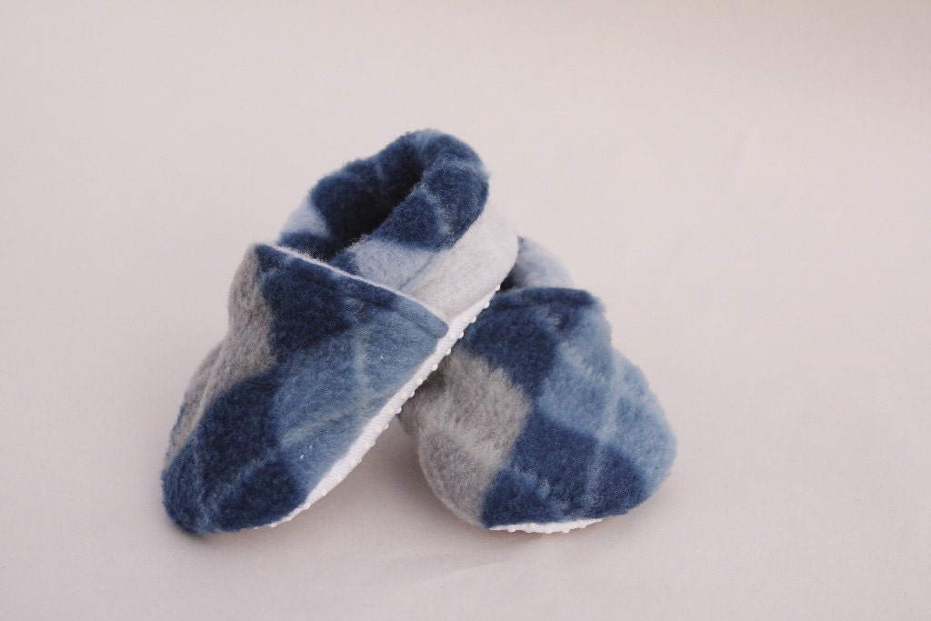 baby boy crib shoes soft-sole infant booties, Argyle and gray fleece .