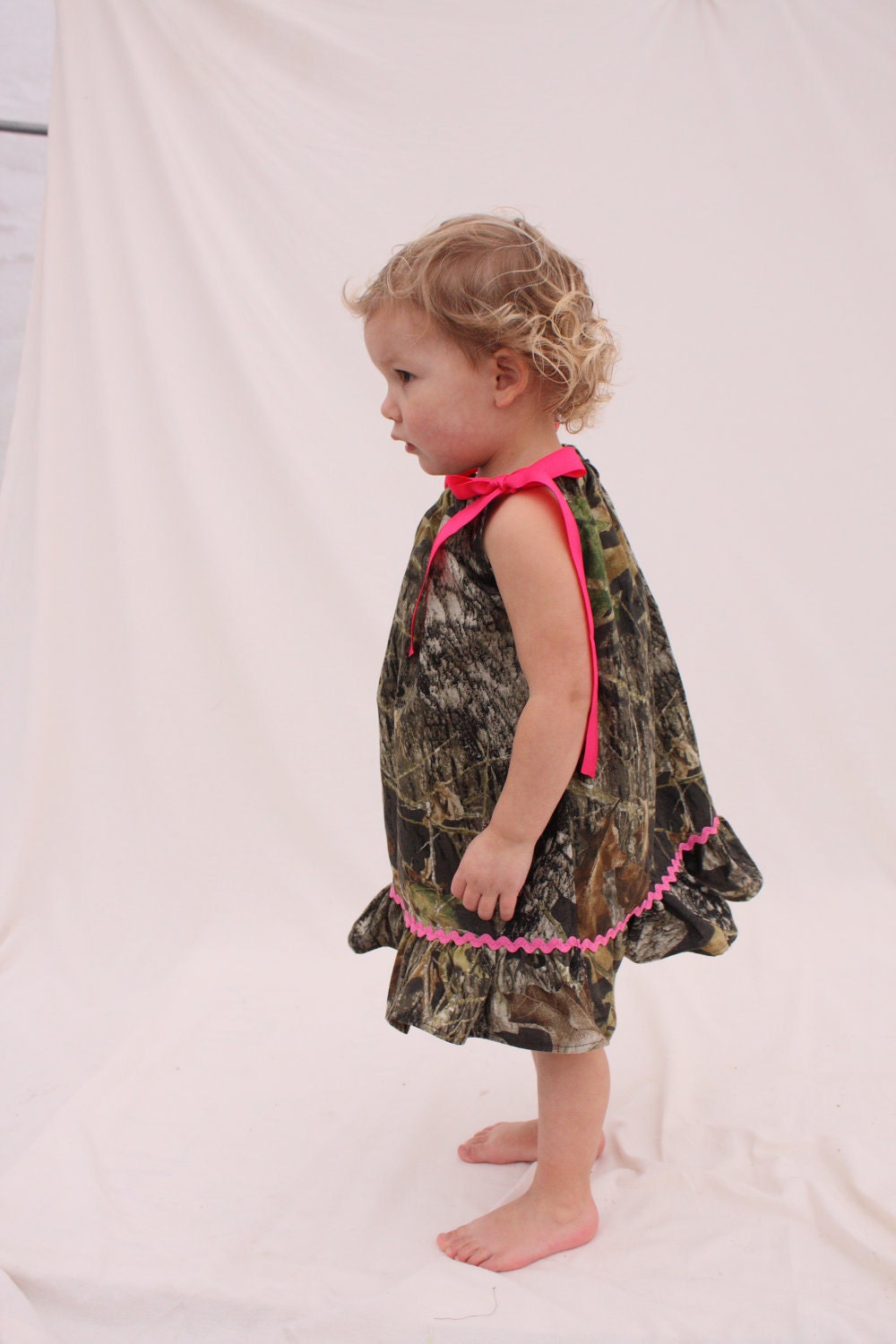 Baby girl camo dress, Mossy oak hot pink pillowcase dress, Camo Flower girl dress