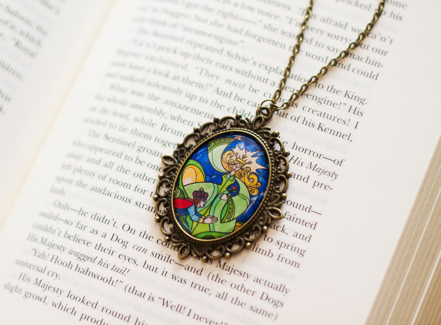 The Enchantress - vintage inspired necklace