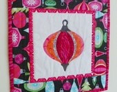 Mini Quilt - Deck the Walls I