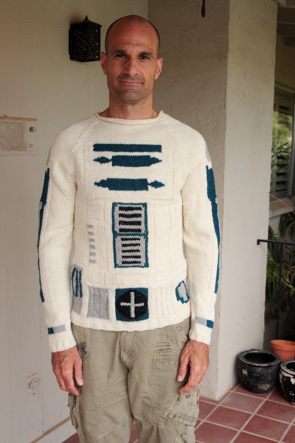 CUSTOM made to order -- Star Wars R2D2 sweater